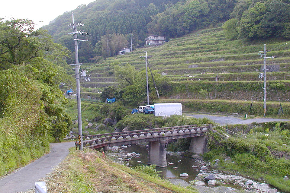 安威川ダムに沈む安威・生保・車作地区。 | オオクワガタを飼おう！